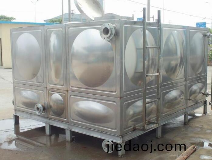 河(he)南不鏽(xiu)鋼水(shui)箱